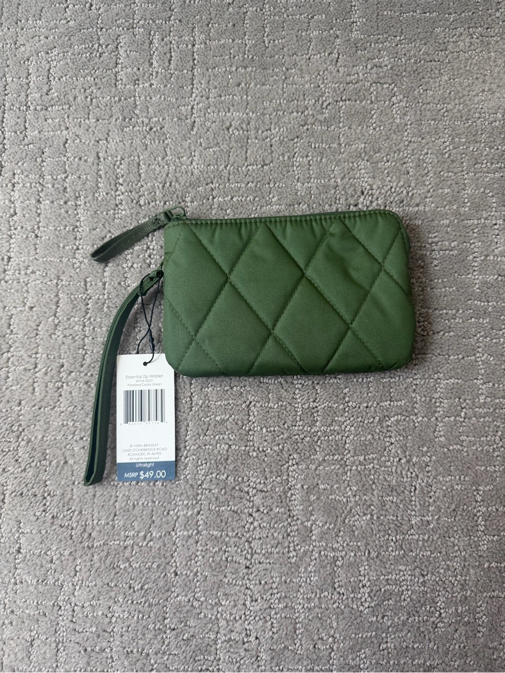 NWT - Vera Bradley Essential Zip Wristlet Wallet - Pearlized Cedar Green color